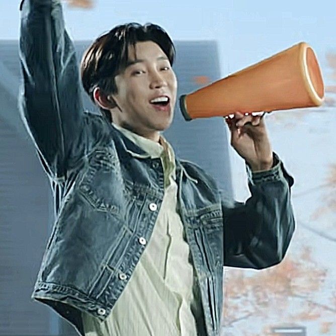 임영웅의 비하인드 컷