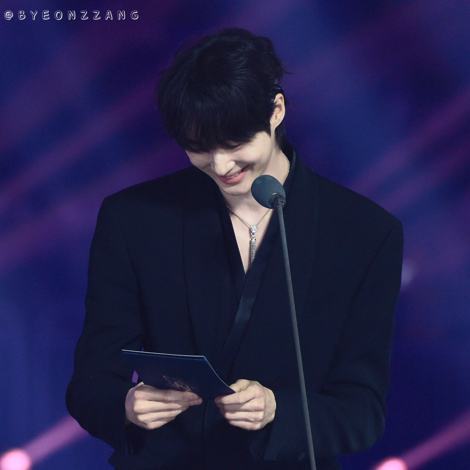 A moment captured by a fan of Byeon Wooseok