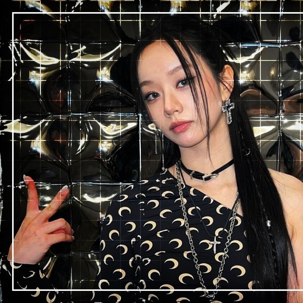 Representative photo of Hyeri showing their charm