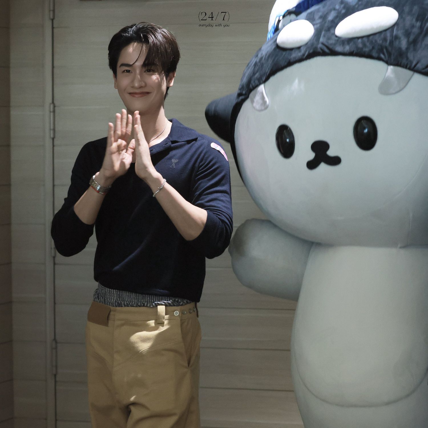 Behind-the-scenes cut of Tay Tawan Vihokratana