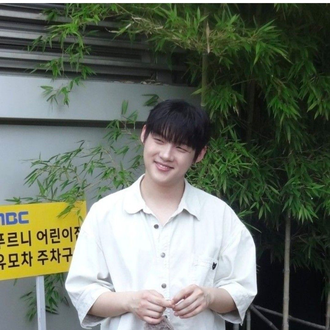 A moment captured by a fan of Choi Jaemyeong