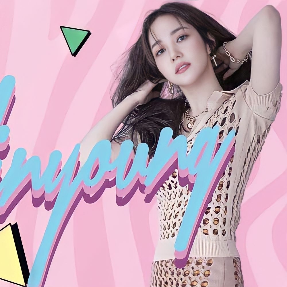 Latest photo of Park Minyoung
