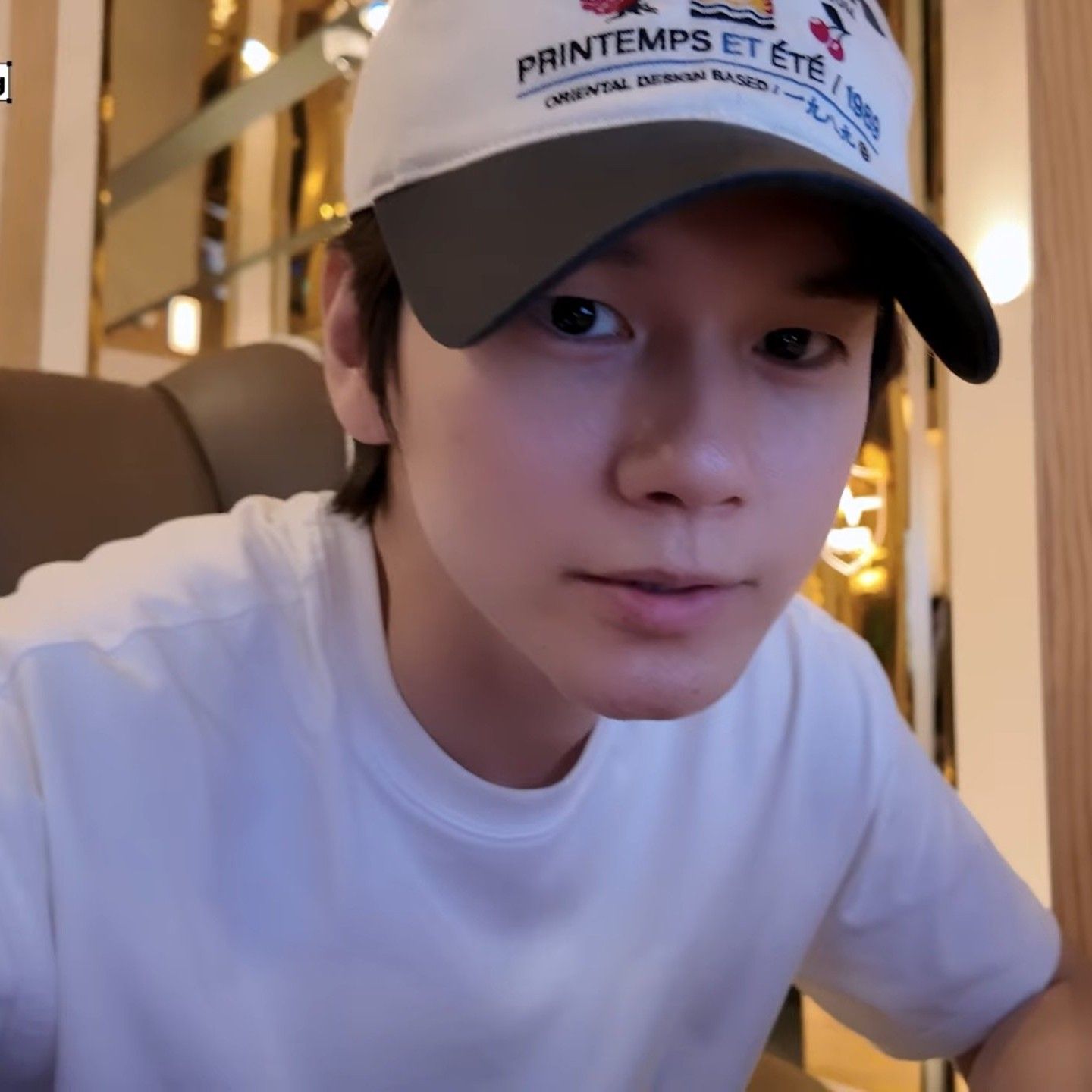 A moment captured by a fan of Ong Seongwu