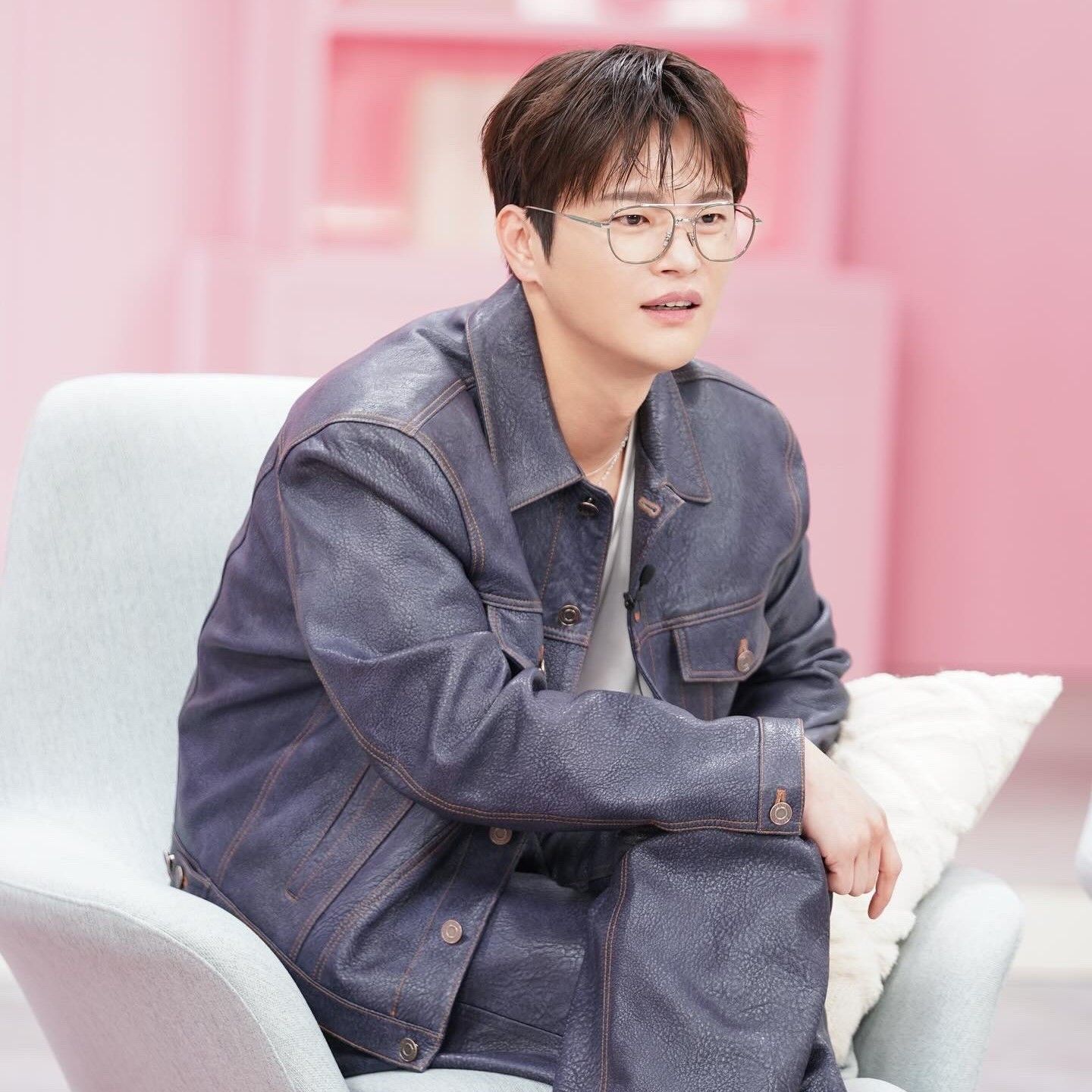 A moment captured by a fan of Seo Inguk