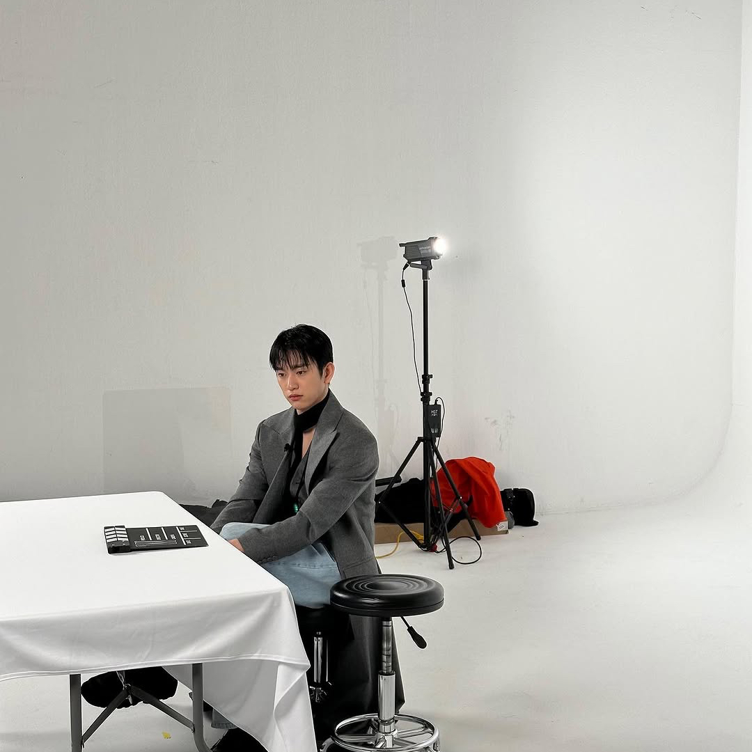 Momen yang diabadikan oleh penggemar Park Jinyoung