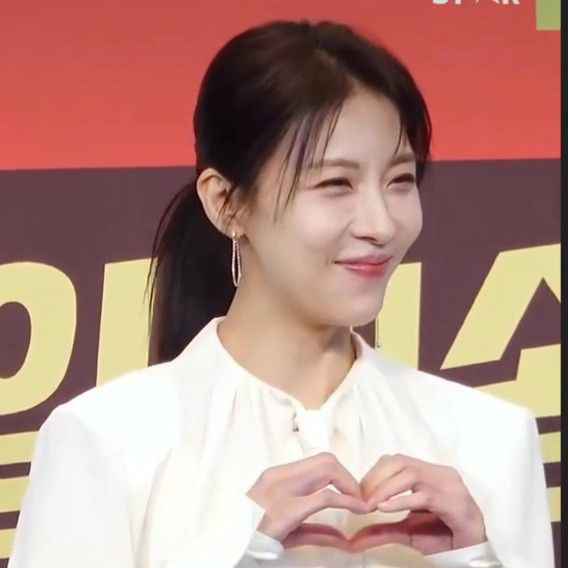 A moment captured by a fan of Ha Jiwon