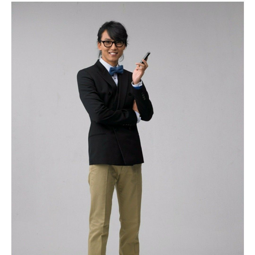 Behind-the-scenes cut of Kim Namgil