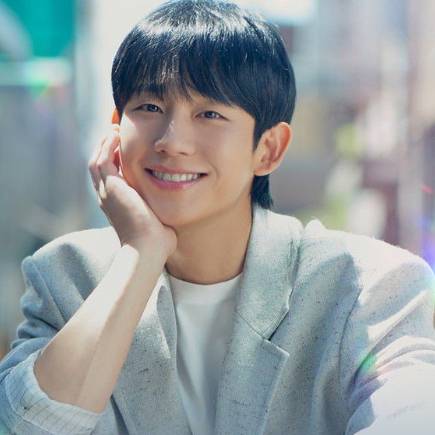 A moment captured by a fan of Jung Haein
