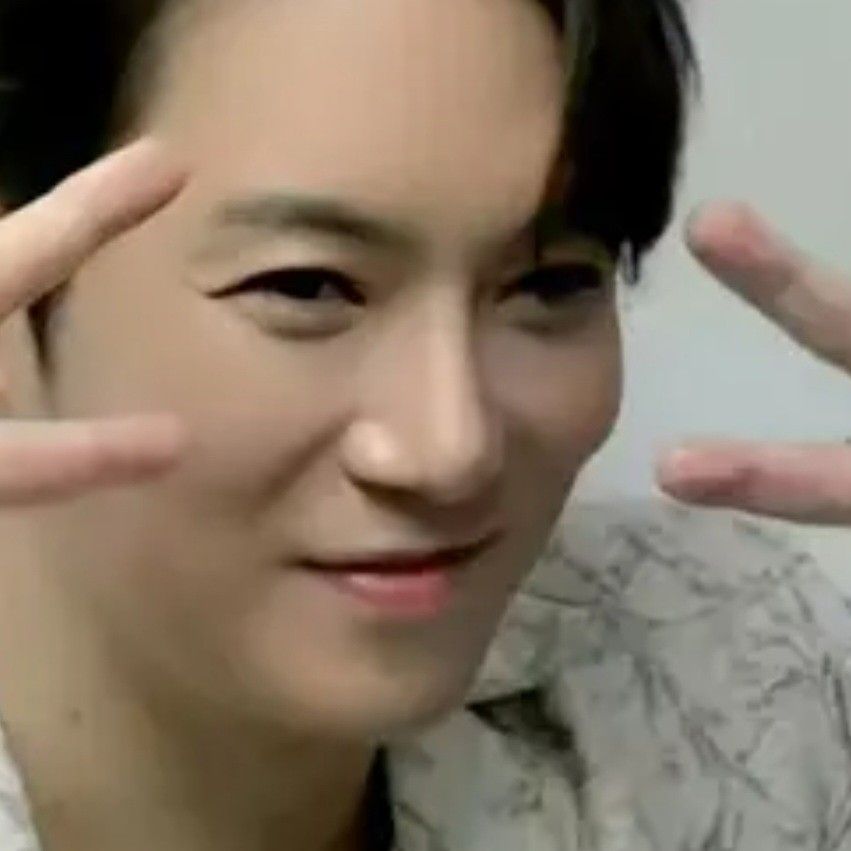 Latest photo of Hwanhee