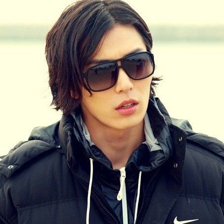 A moment captured by a fan of Kim Jaewook
