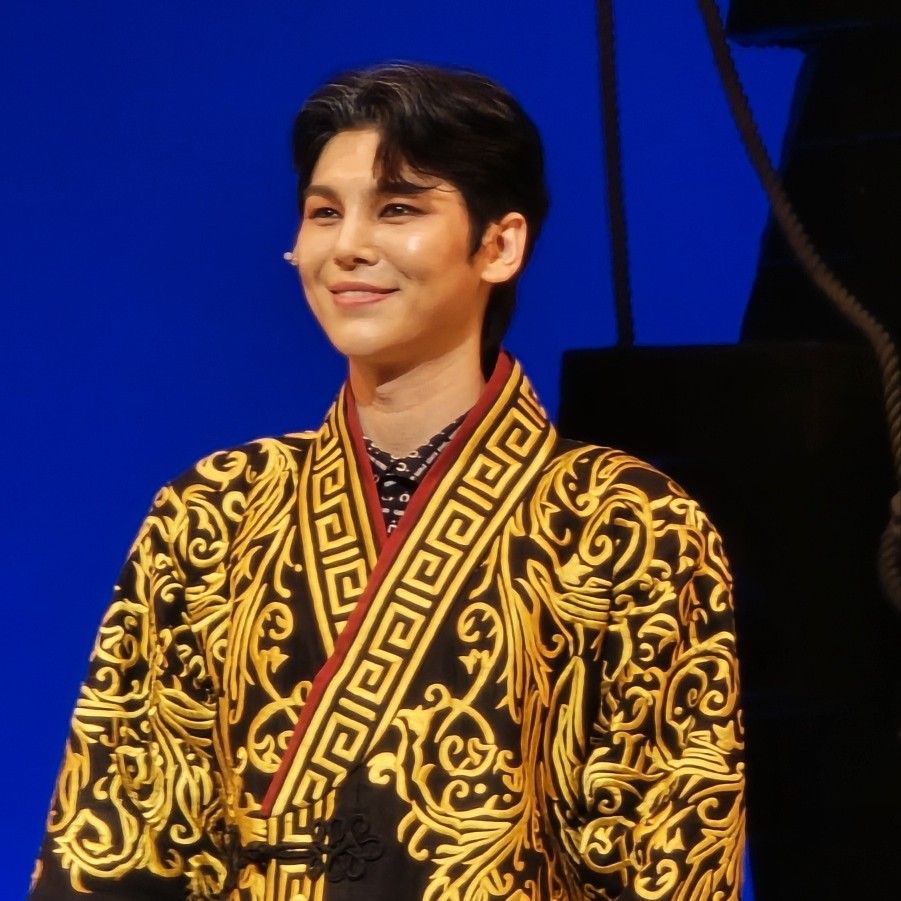 Behind-the-scenes cut of Kim Junsu (1991)