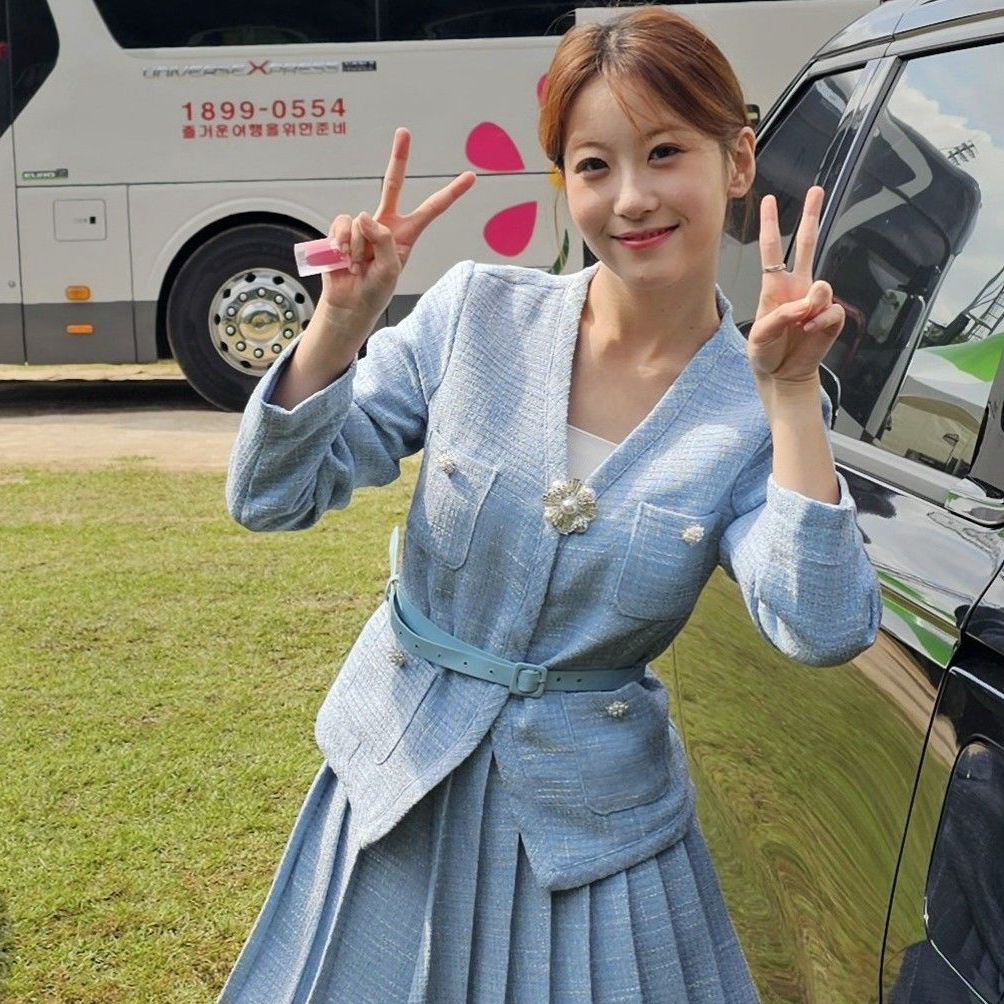 Recent activity shot of Oh Yujin
