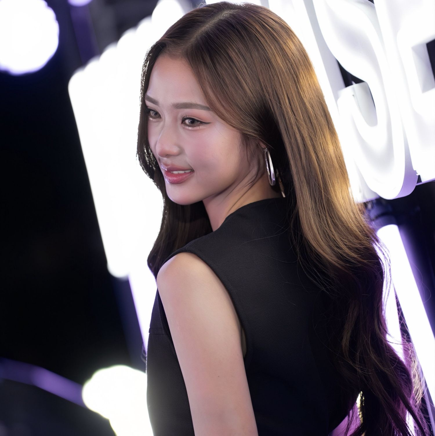 Behind-the-scenes cut of Film Rachanun Mahawan