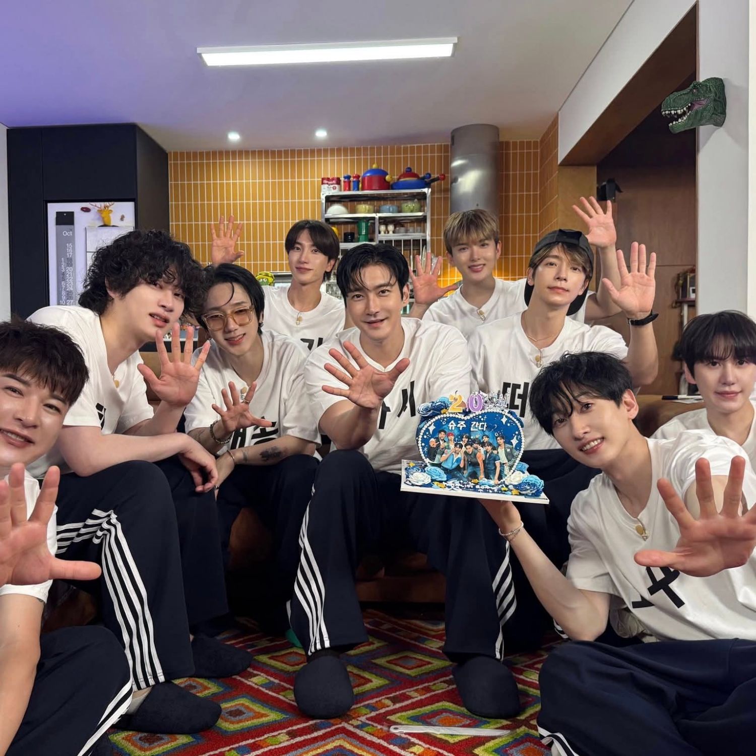 A moment captured by a fan of Choi Siwon