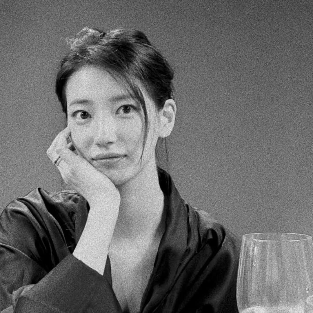 Latest photo of Bae Suzy