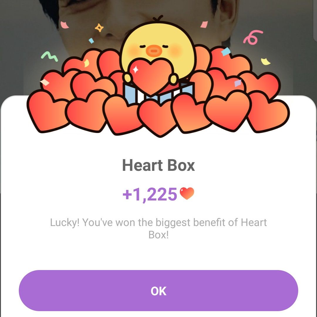 A moment captured by a fan of Board