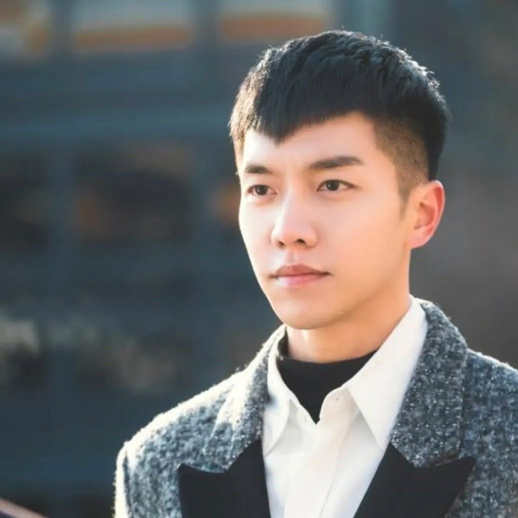 粉丝拍下的李升基瞬间