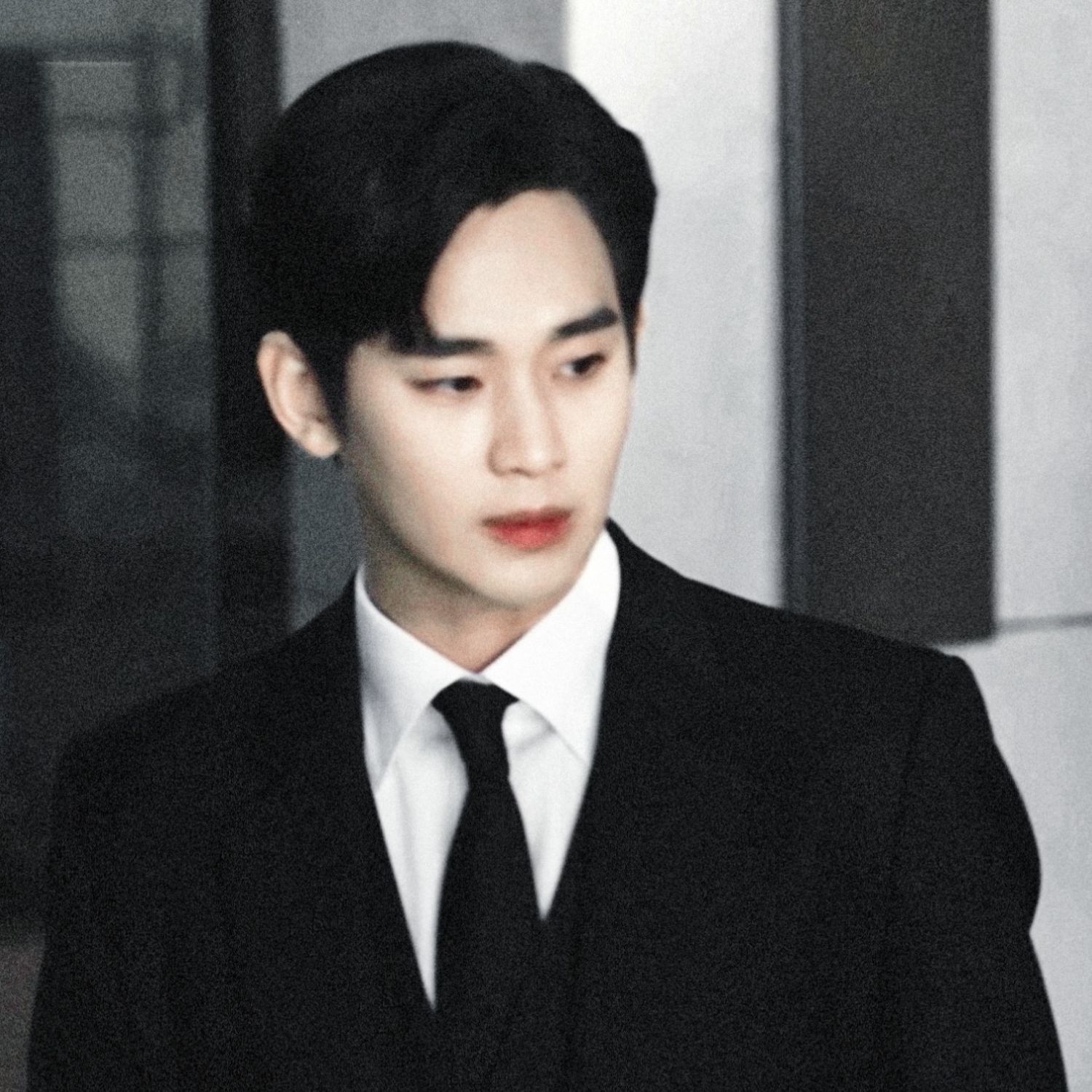 Latest photo of Kim Soohyun