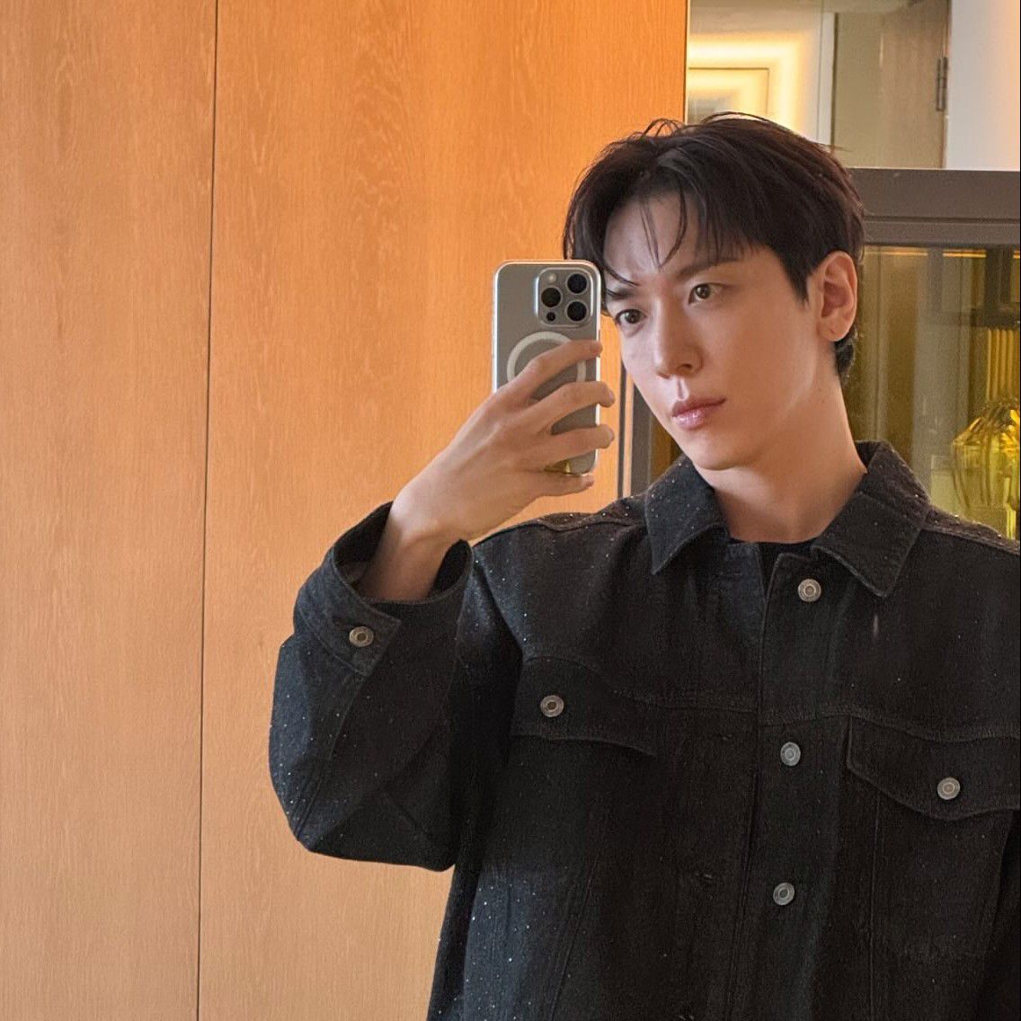 Latest photo of Jung Yonghwa