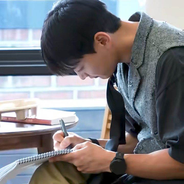 Recent activity shot of Choi Minho