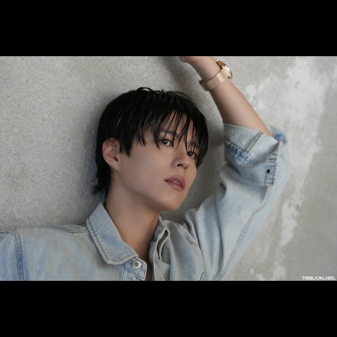 Recent activity shot of Park Bogum