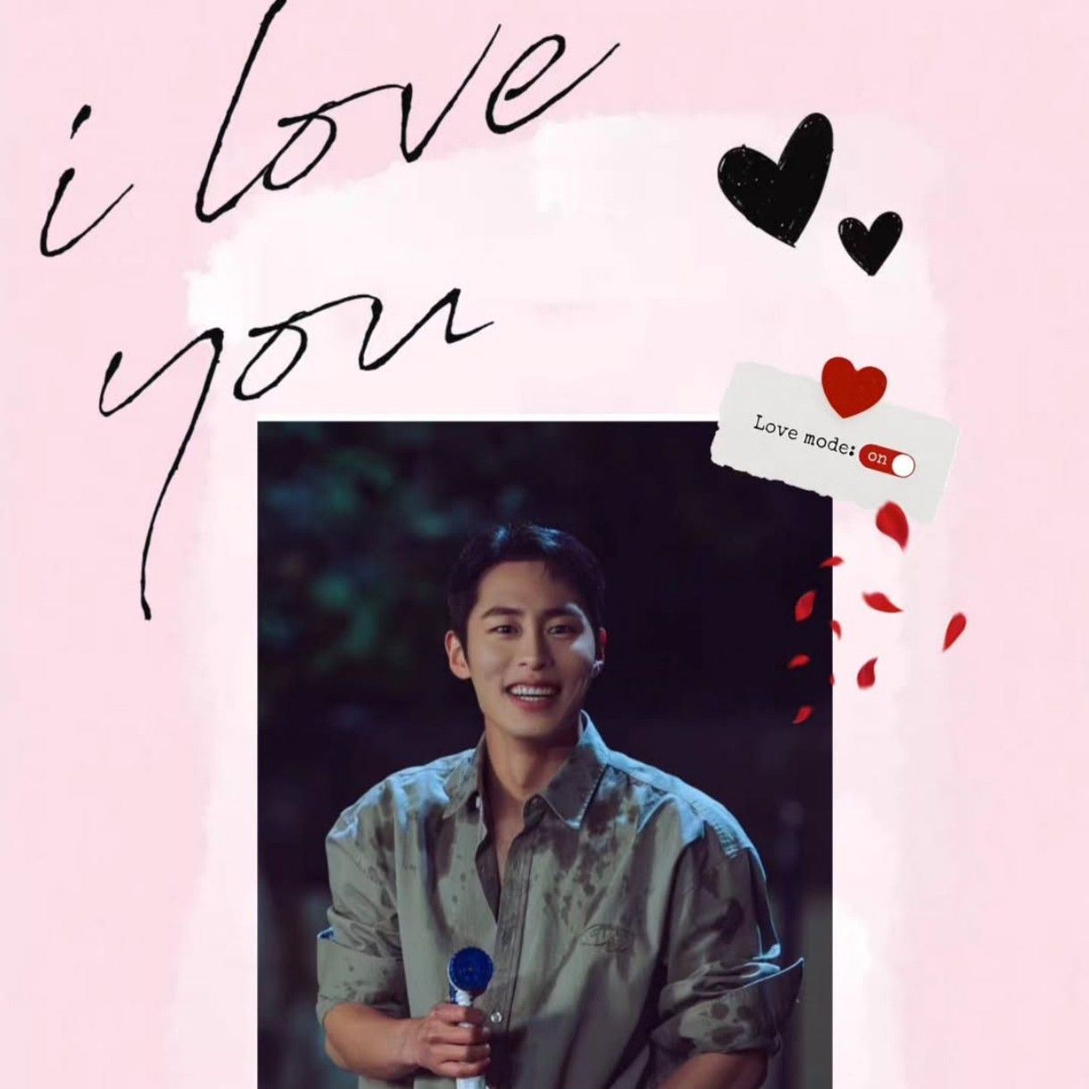 A moment captured by a fan of Lee Jaewook