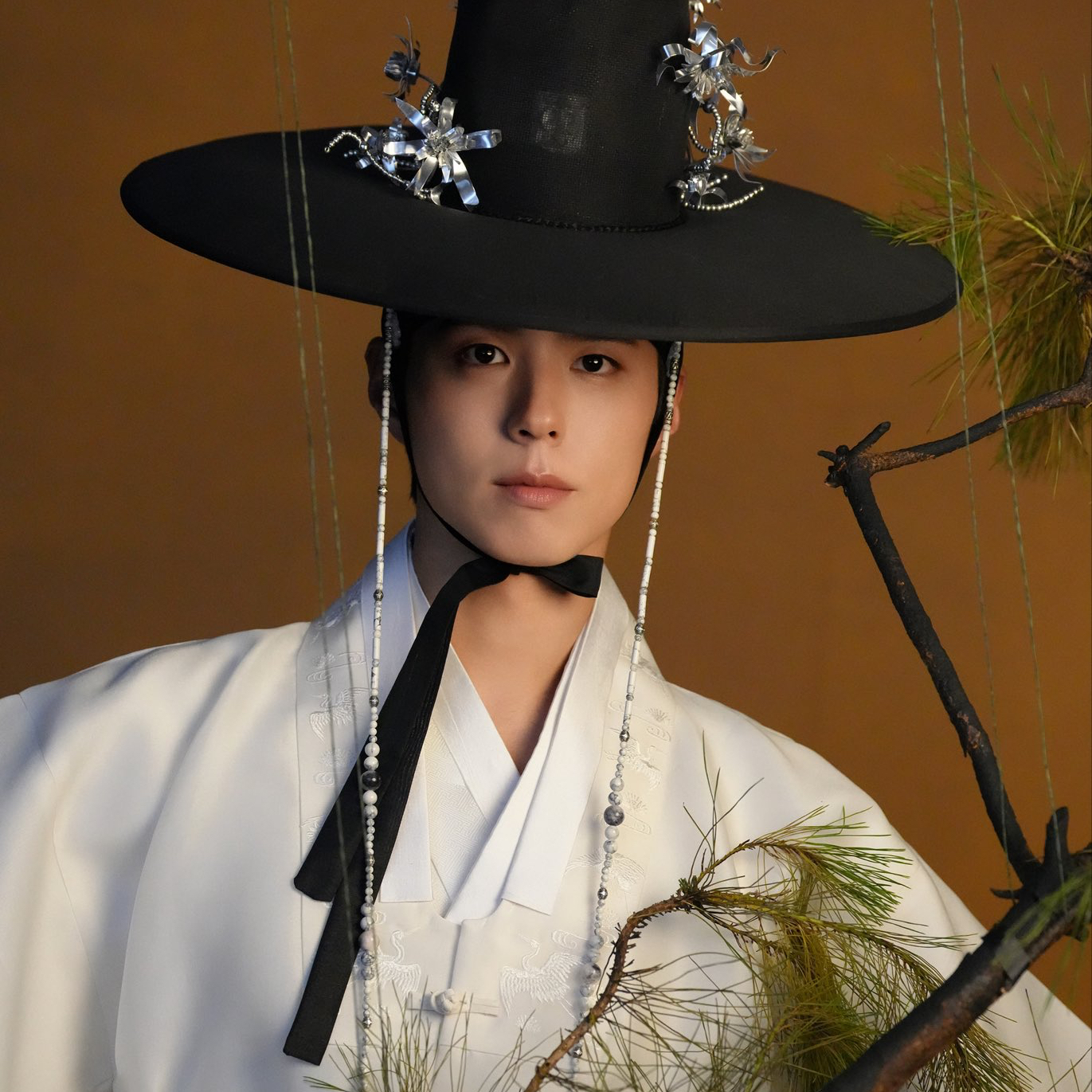 Behind-the-scenes cut of Park Bogum