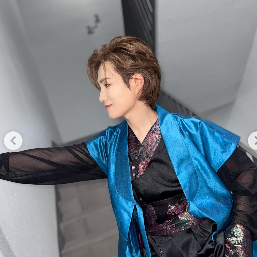 Behind-the-scenes cut of Kim Heejae