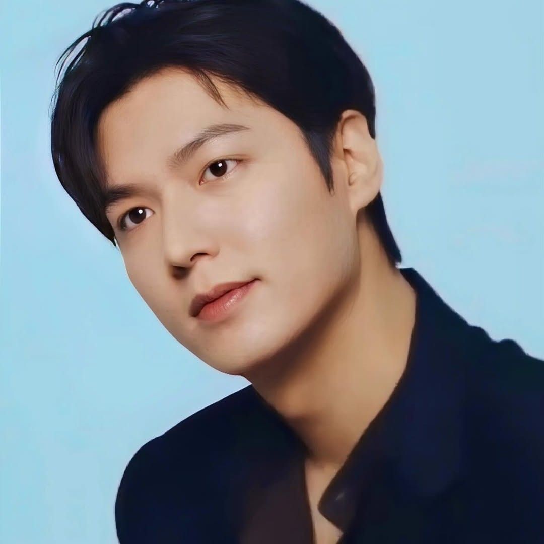 粉丝拍下的李敏镐瞬间