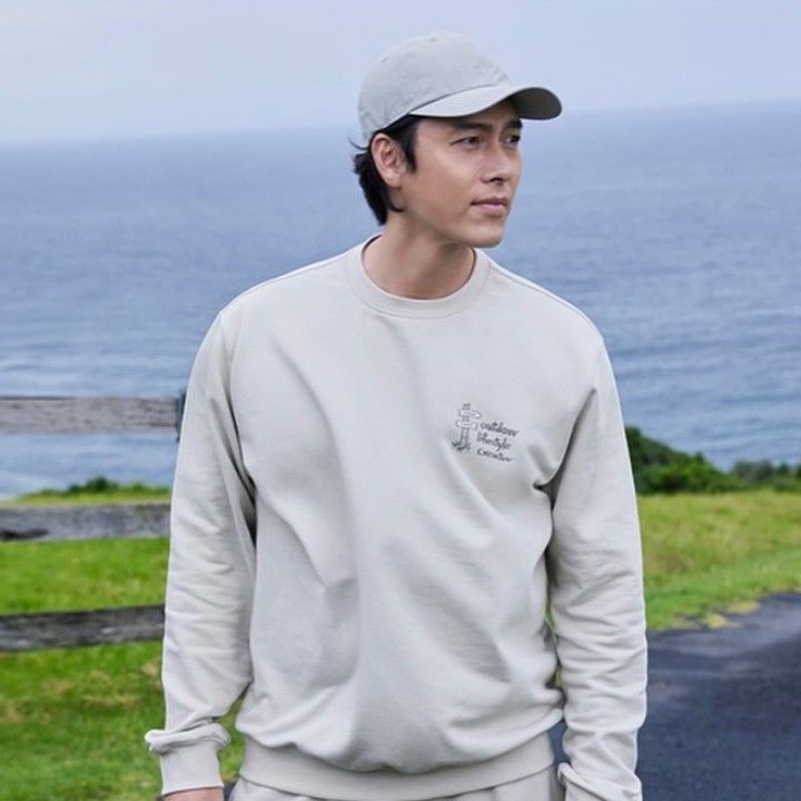 Latest photo of Hyun Bin