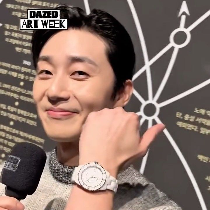 Behind-the-scenes cut of Park Seojoon