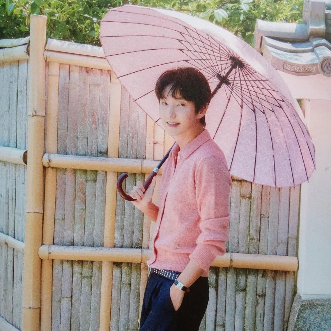 Recent activity shot of Lee Joongi