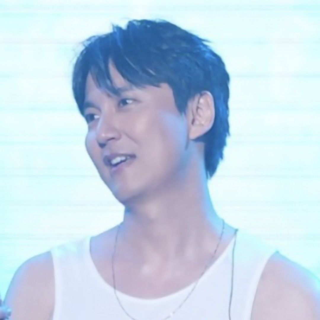 Recent activity shot of Kim Namgil