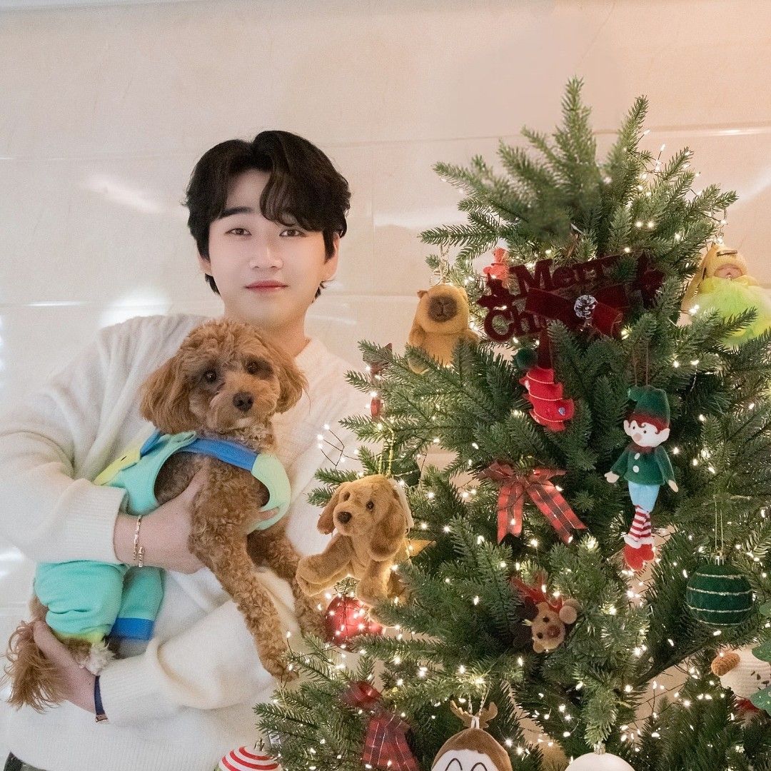 Recent activity shot of Hwang Youngwoong