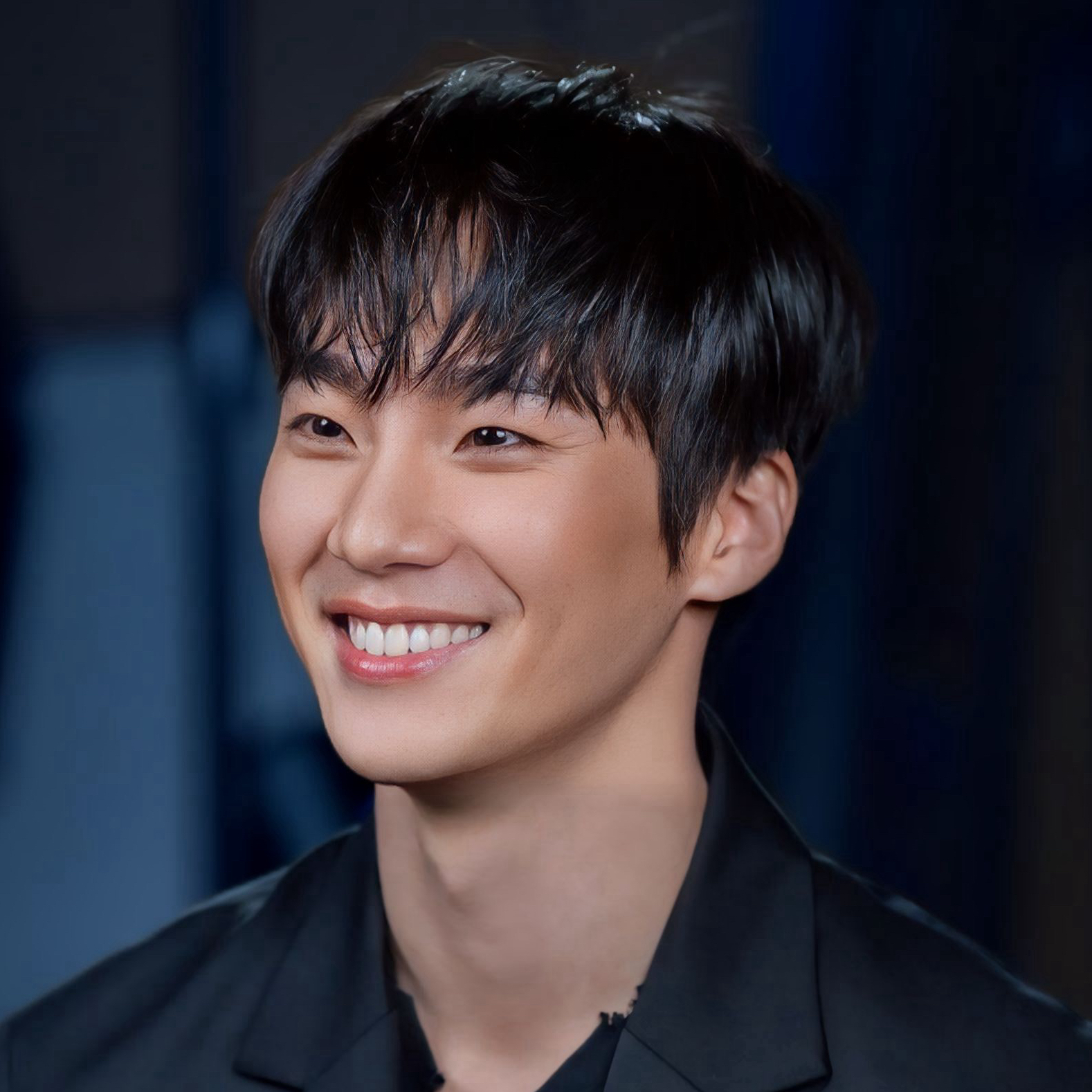 Recent activity shot of Lee Hongnae