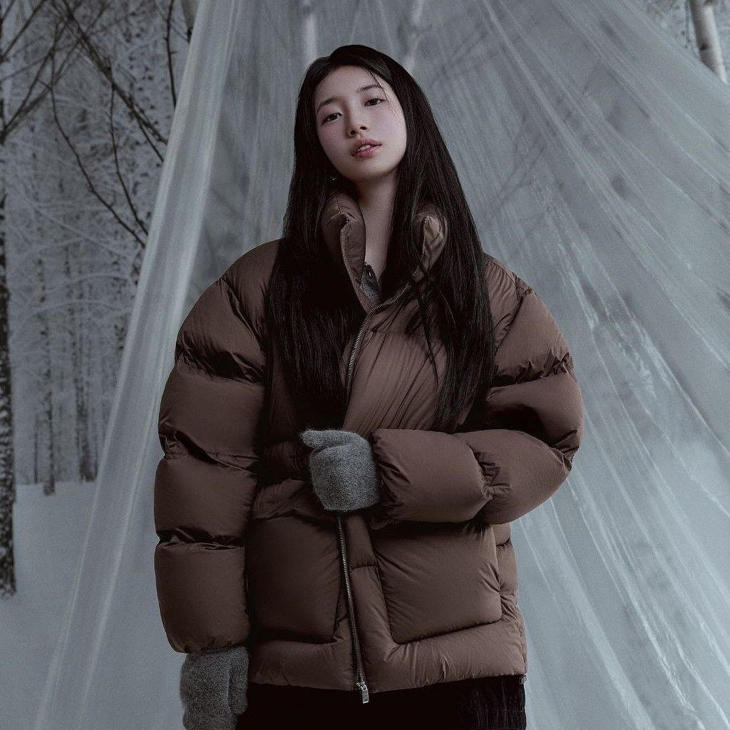 Latest photo of Bae Suzy