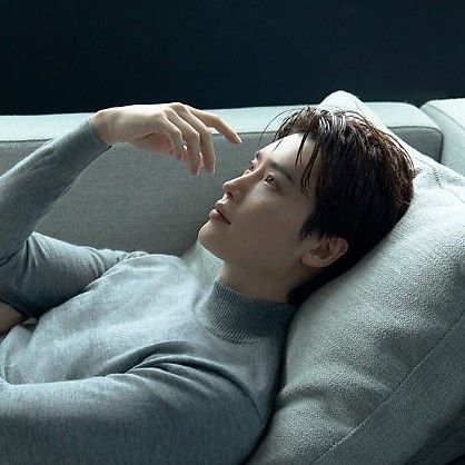 Latest photo of Lee Jongsuk