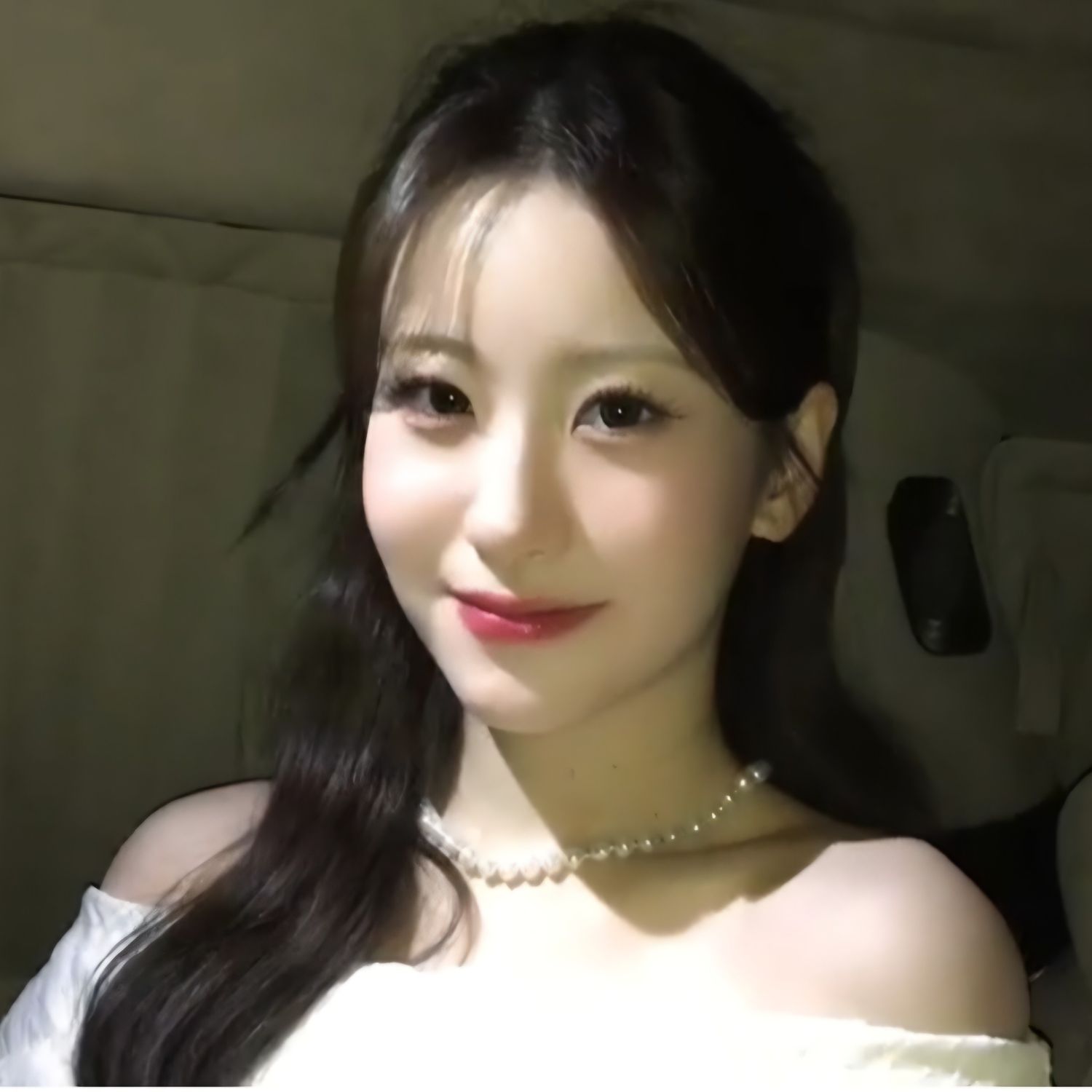 Recent activity shot of Oh Yujin