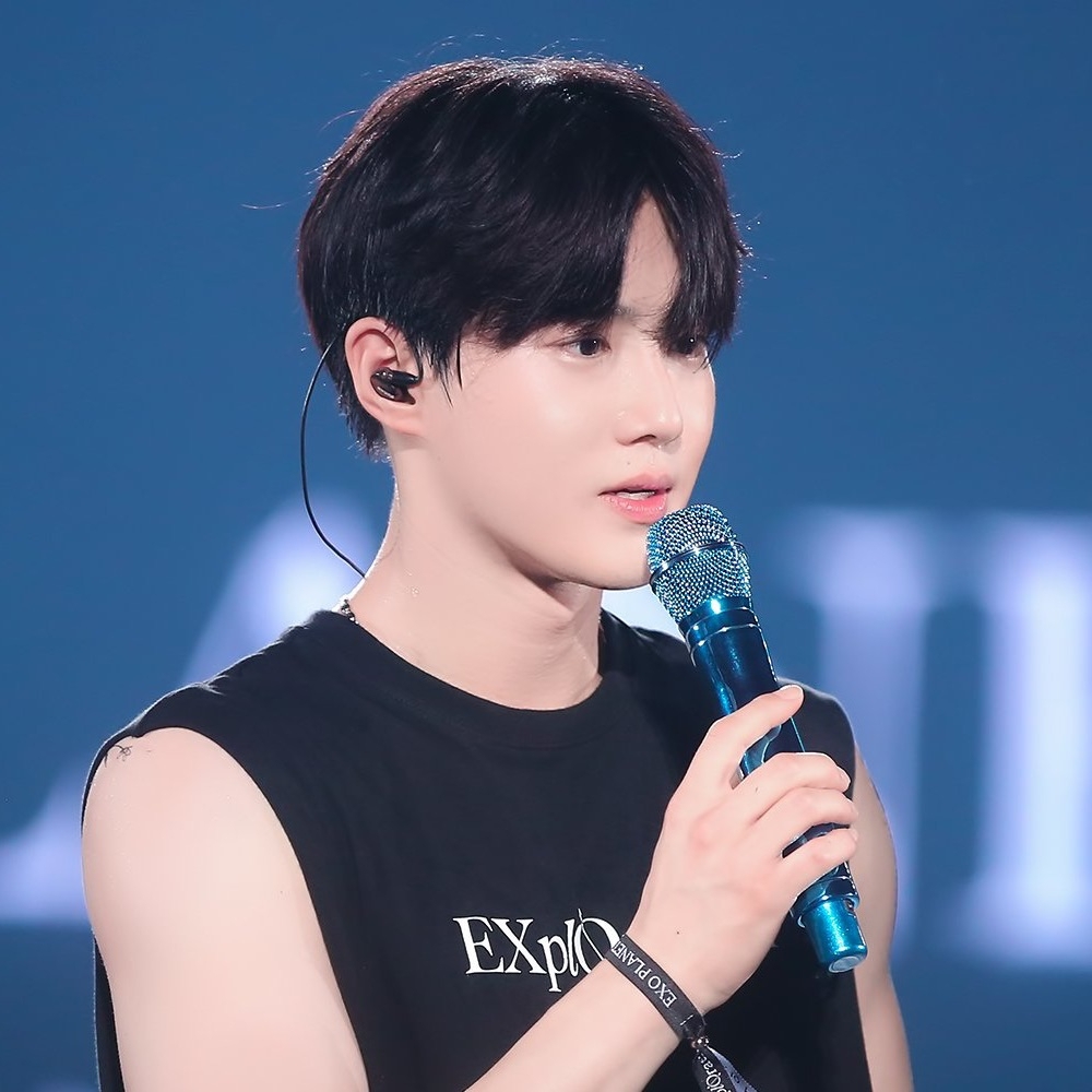 粉丝拍下的Suho瞬间