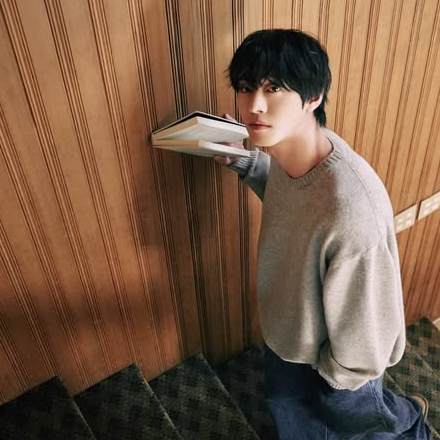 Behind-the-scenes cut of Ahn Hyoseop