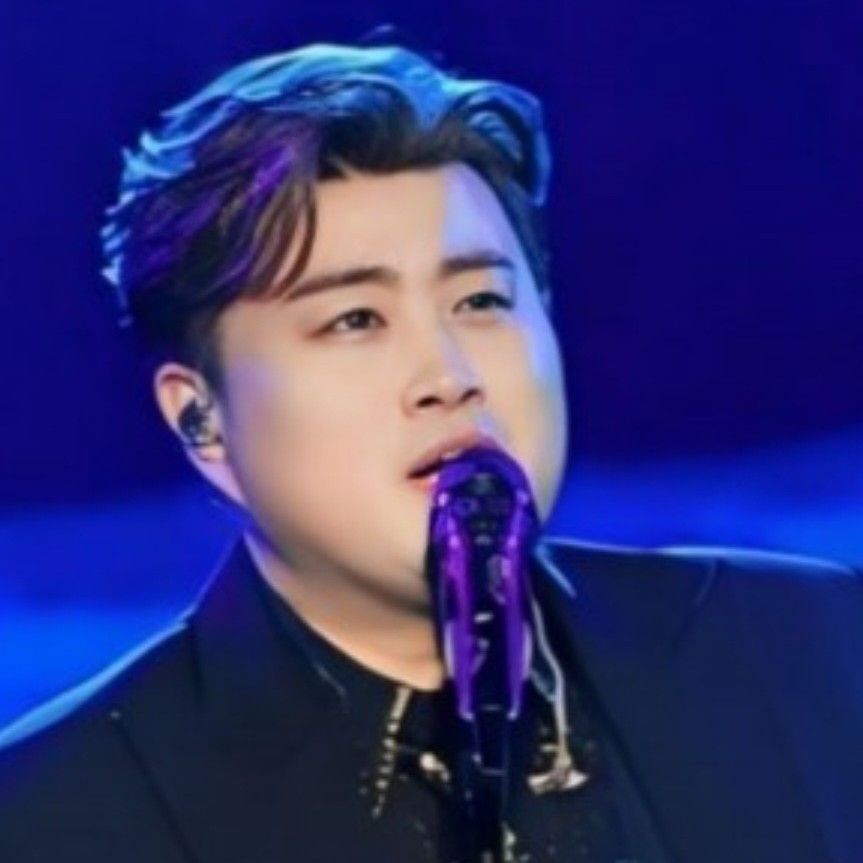 Behind-the-scenes cut of Kim Hojoong