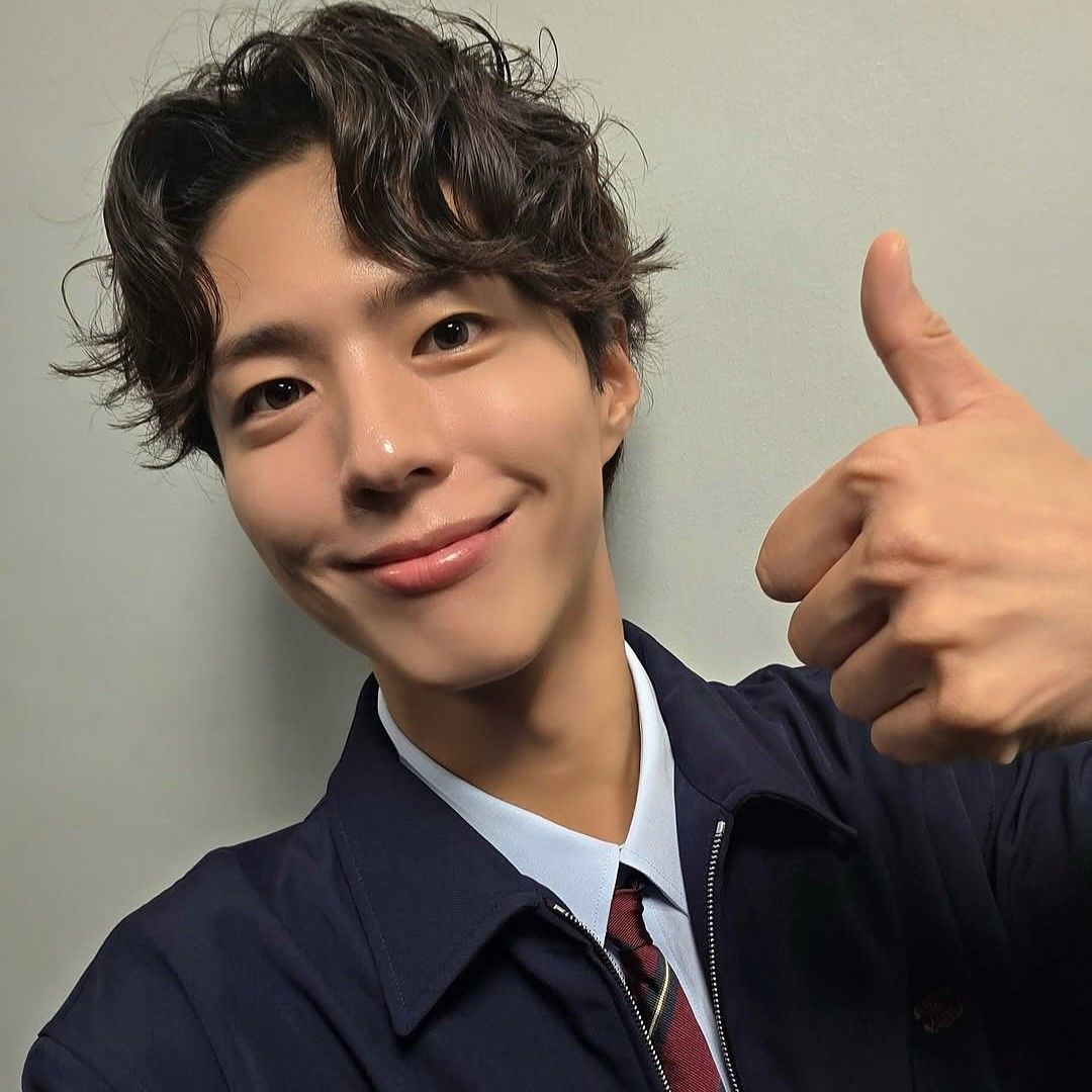 Latest photo of Park Bogum