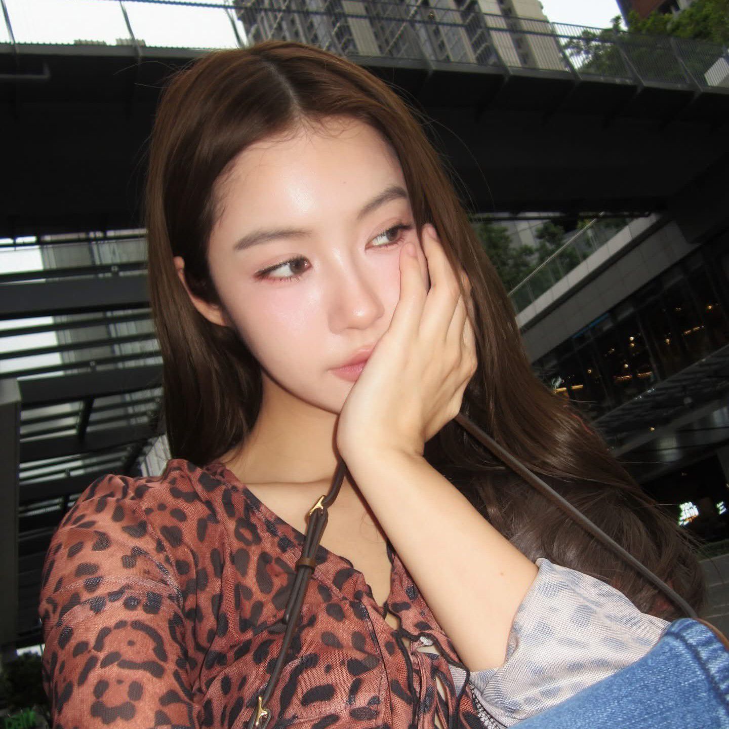 Behind-the-scenes cut of Namtan Tipnaree Weerawatnodom