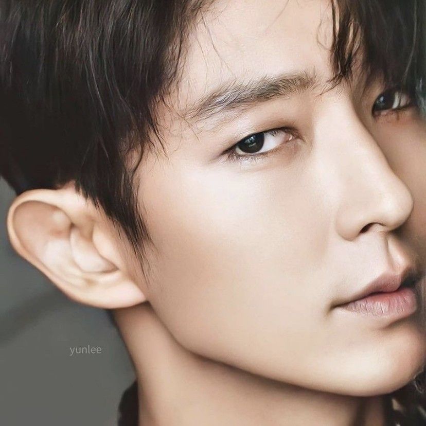 Latest photo of Lee Joongi