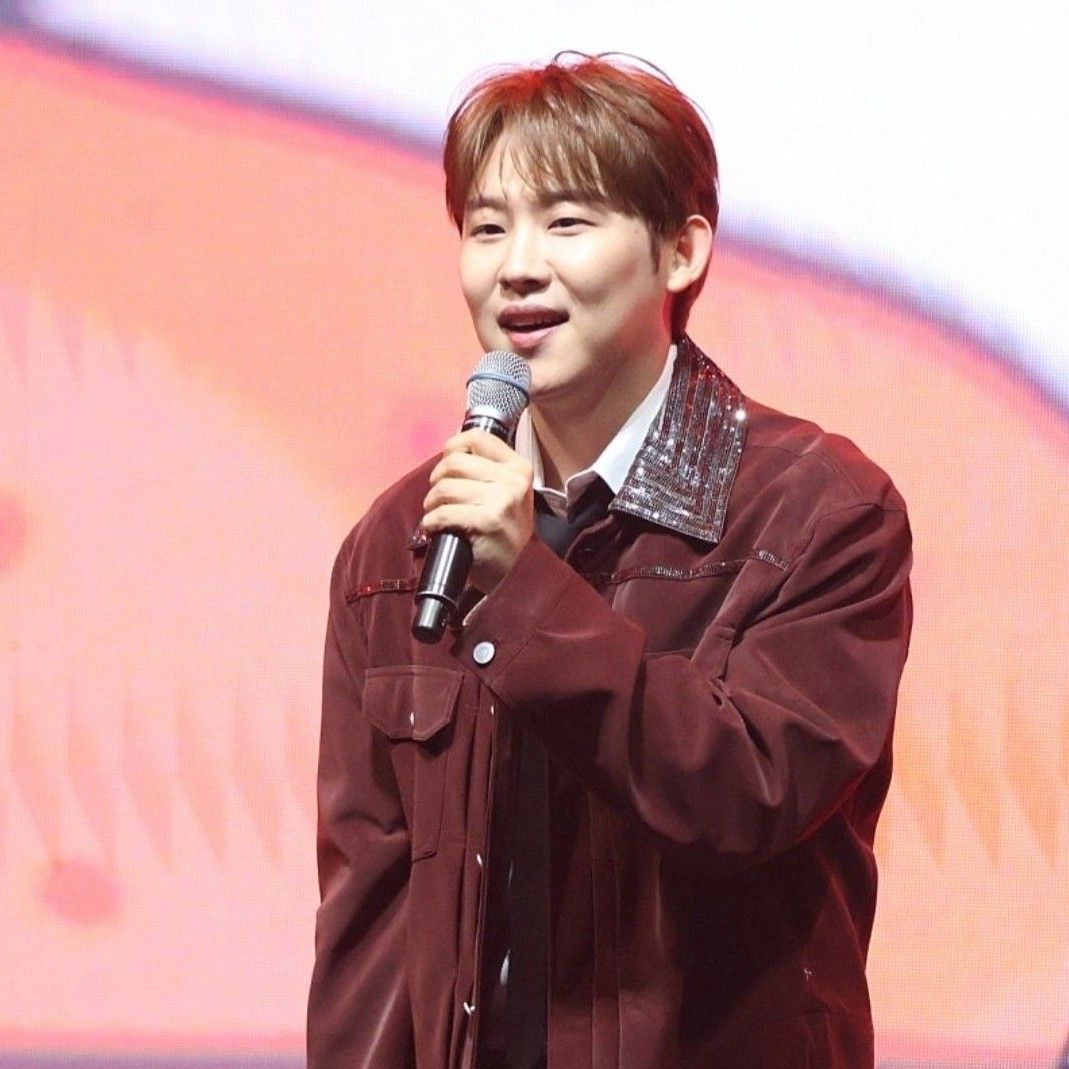 A moment captured by a fan of Jinuk