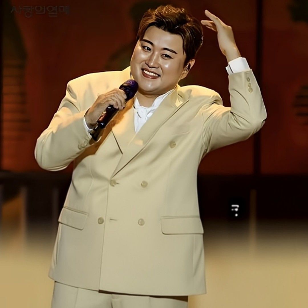 Foto kegiatan terbaru dari Kim Hojoong