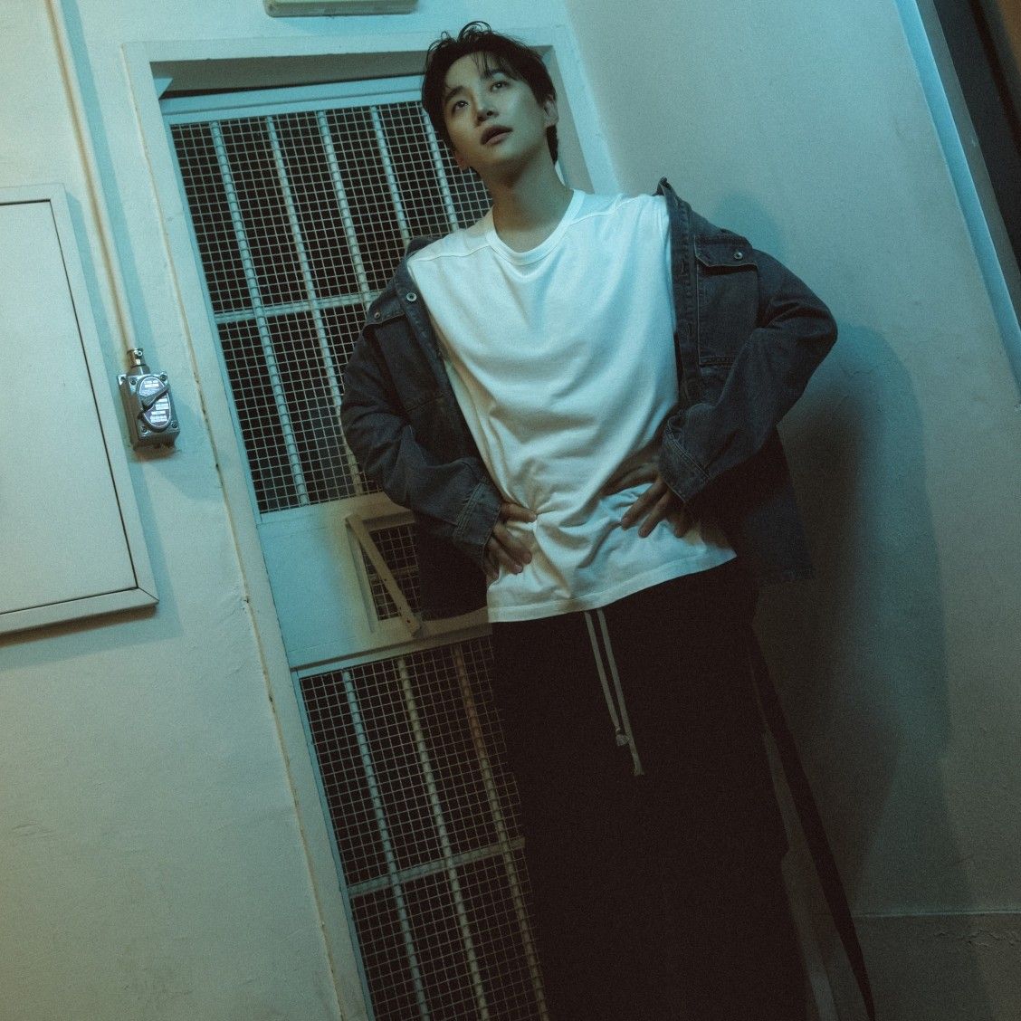 Behind-the-scenes cut of Lee Junho