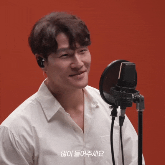 キム・ジョングクの最近の活動ショット