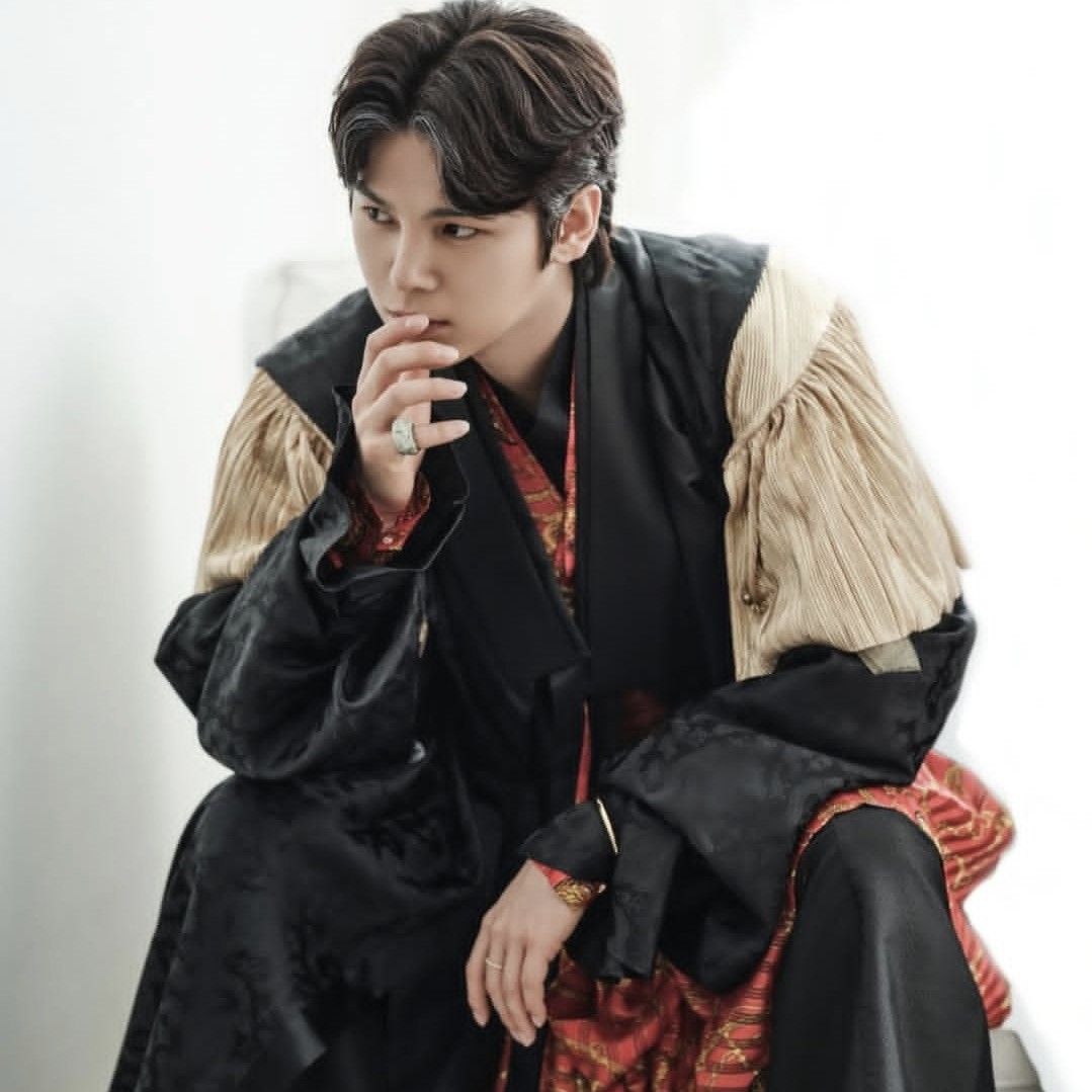 Behind-the-scenes cut of Kim Junsu (1991)