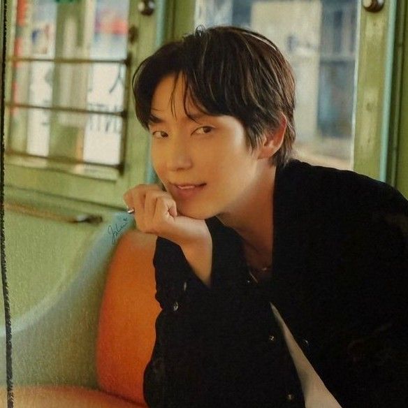 Recent activity shot of Lee Joongi